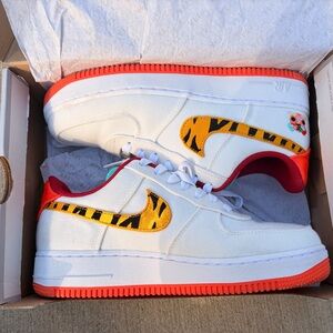 Nike Air Force 1 GS 6Y (Women’s 7.5) Tiger Swoosh Canvas Orange Sole